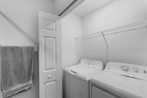 Condo in Bradenton, Florida, 2 bedrooms in LAKEWOOD NATIONAL  № 2106851 - photo 10