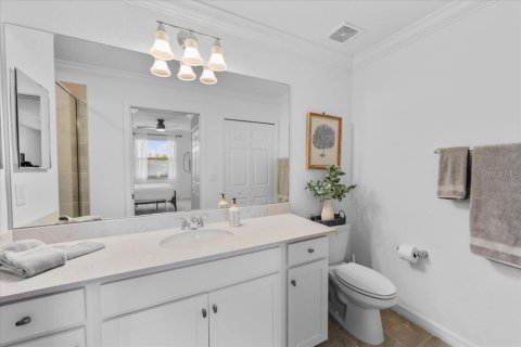 Condo in Bradenton, Florida, 2 bedrooms in LAKEWOOD NATIONAL  № 2106851 - photo 14