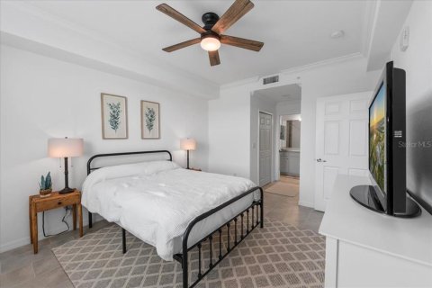 Condo in Bradenton, Florida, 2 bedrooms in LAKEWOOD NATIONAL  № 2106851 - photo 12