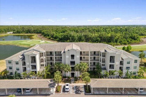 Condo in Bradenton, Florida, 2 bedrooms in LAKEWOOD NATIONAL  № 2106851