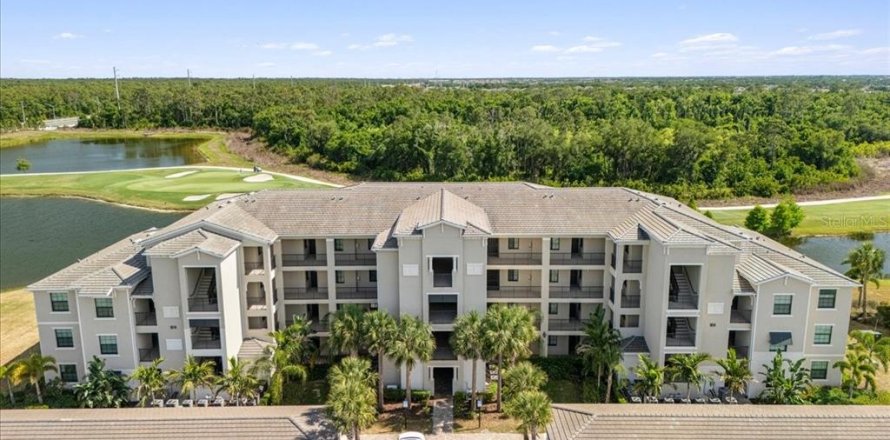 Condo in Bradenton, Florida, 2 bedrooms in LAKEWOOD NATIONAL  № 2106851
