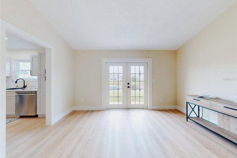 Villa ou maison à vendre à New Smyrna Beach, Floride: 3 chambres, 135.27 m2 № 2141987 - photo 20