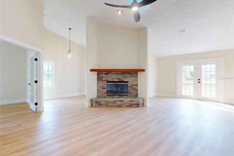 Villa ou maison à vendre à New Smyrna Beach, Floride: 3 chambres, 135.27 m2 № 2141987 - photo 6
