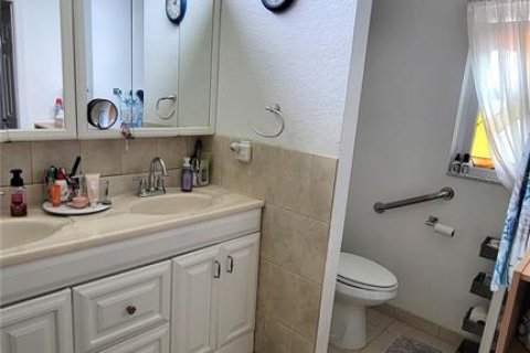 Casa en venta en Port Charlotte, Florida, 3 dormitorios, 180.23 m2 № 1907788 - foto 16