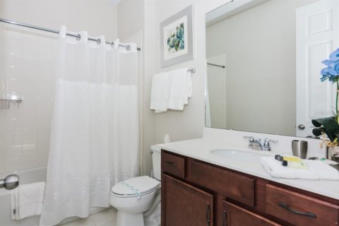 Touwnhouse à vendre à Kissimmee, Floride: 4 chambres, 194.17 m2 № 2134688 - photo 10