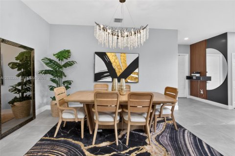 Villa ou maison à louer à Miramar, Floride: 5 chambres, 316.61 m2 № 2167967 - photo 7