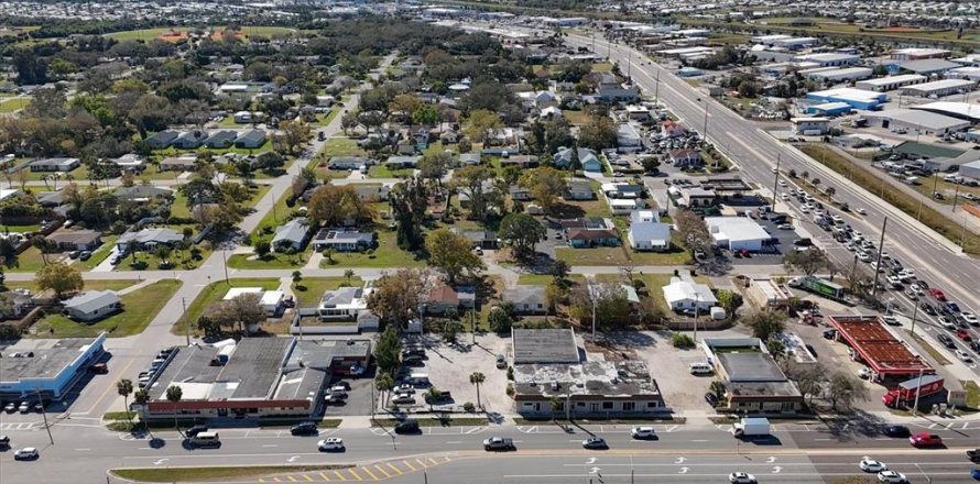 Immobilier commercial à Venice, Floride № 1017341