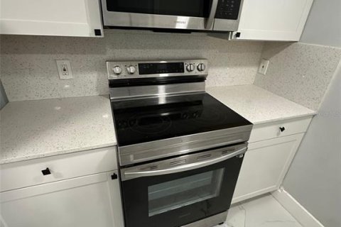 Townhouse in Jacksonville, Florida 3 bedrooms, 125.23 sq.m. № 1841900 - photo 14