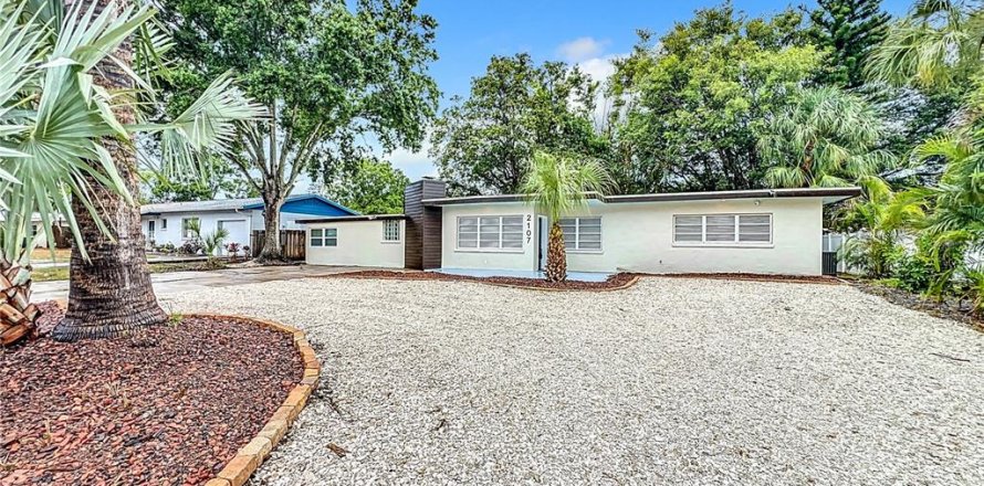 Villa ou maison à Sarasota, Floride 4 chambres, 187.29 m2 № 2211666