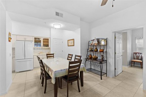 Condo in Sarasota, Florida, 2 bedrooms № 2101287 - photo 12