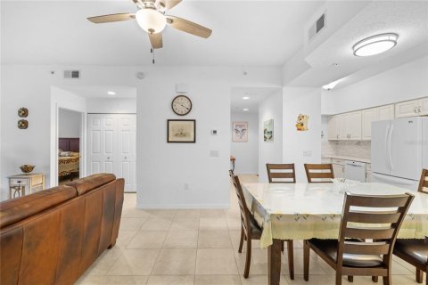 Condo in Sarasota, Florida, 2 bedrooms № 2101287 - photo 14