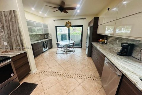 Купить виллу или дом в Дорал, Флорида 3 спальни, 171.68м2, № 2178309 - фото 5