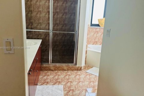 Купить виллу или дом в Дорал, Флорида 3 спальни, 171.68м2, № 2178309 - фото 14
