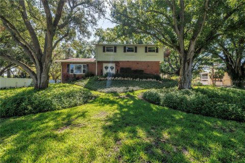 Casa en Saint Petersburg, Florida 4 dormitorios, 212.93 m2 № 2123390