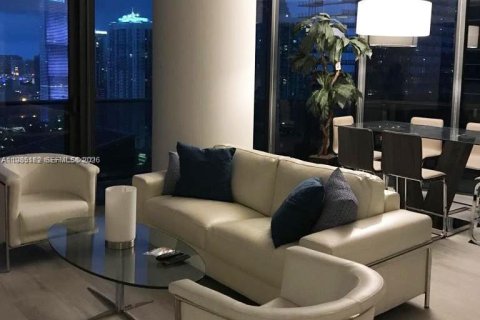 Снять в аренду кондоминиум в Майами, Флорида 2 спальни, 86.03м2, № 2050891 - фото 3