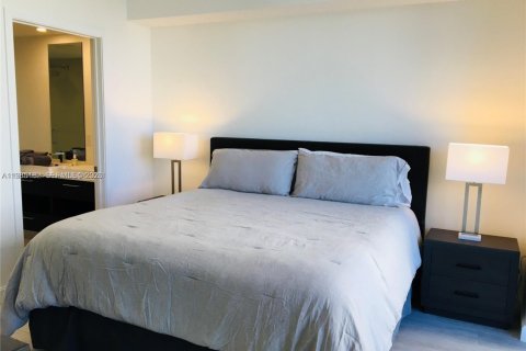 Снять в аренду кондоминиум в Майами, Флорида 2 спальни, 86.03м2, № 2050891 - фото 13