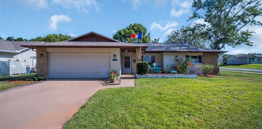 Casa en Palm Harbor, Florida 2 dormitorios, 123.56 m2 № 1653877