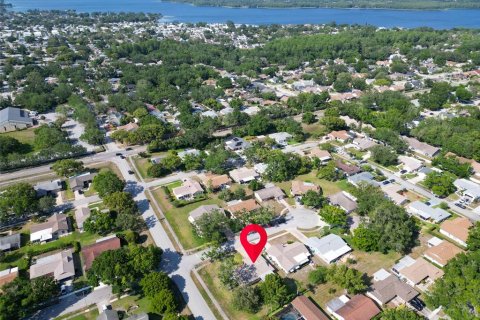 House in Palm Harbor, Florida 2 bedrooms, 123.56 sq.m. № 1653877 - photo 8