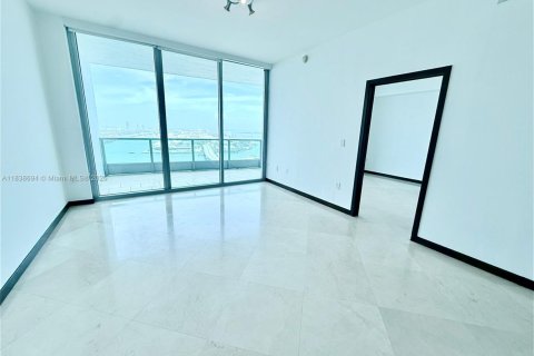 Снять в аренду кондоминиум в Майами, Флорида 1 спальня, 84.73м2, № 1958547 - фото 12
