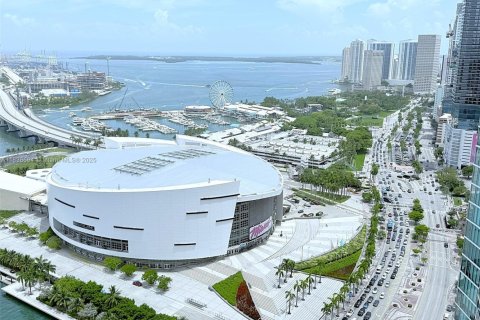 Снять в аренду кондоминиум в Майами, Флорида 1 спальня, 84.73м2, № 1958547 - фото 18