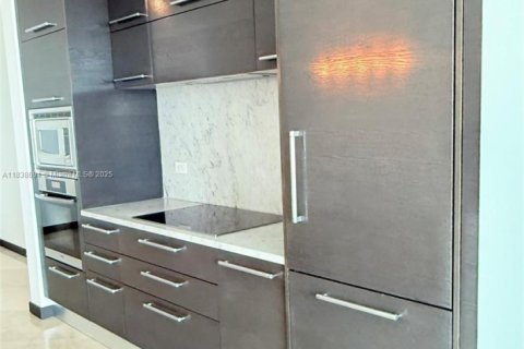 Снять в аренду кондоминиум в Майами, Флорида 1 спальня, 84.73м2, № 1958547 - фото 10