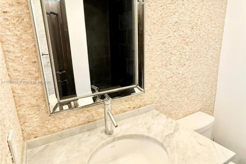 Снять в аренду кондоминиум в Майами, Флорида 1 спальня, 84.73м2, № 1958547 - фото 6