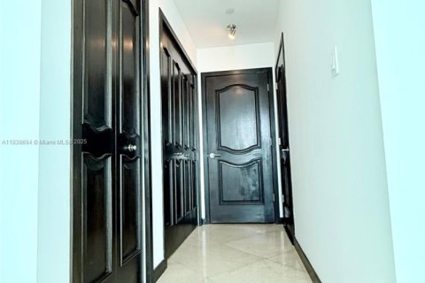 Снять в аренду кондоминиум в Майами, Флорида 1 спальня, 84.73м2, № 1958547 - фото 22