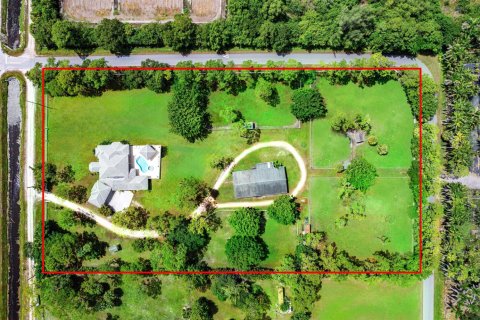 Casa en venta en Loxahatchee Groves, Florida, 5 dormitorios, 335.19 m2 № 2301388 - foto 2