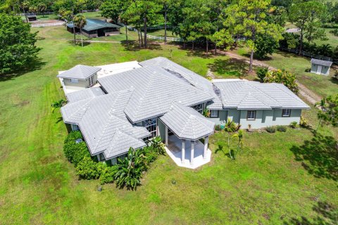 Casa en venta en Loxahatchee Groves, Florida, 5 dormitorios, 335.19 m2 № 2301388 - foto 4