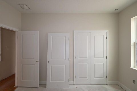 Villa ou maison à vendre à Zellwood, Floride: 4 chambres, 194.35 m2 № 2403201 - photo 4