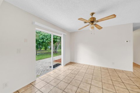 Villa ou maison à vendre à Boca Raton, Floride: 3 chambres, 100.98 m2 № 2429967 - photo 17