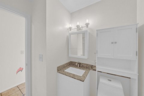 Villa ou maison à vendre à Boca Raton, Floride: 3 chambres, 100.98 m2 № 2429967 - photo 30