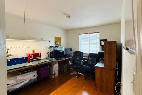 Casa en venta en Doral, Florida, 3 dormitorios, 119.84 m2 № 1993399 - foto 14