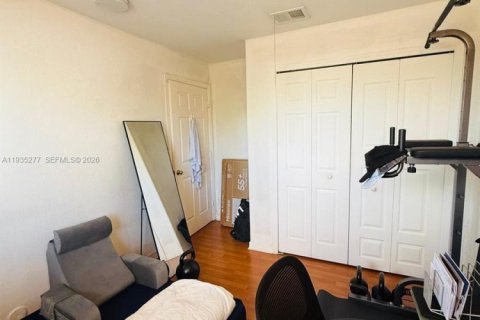 Casa en venta en Doral, Florida, 3 dormitorios, 119.84 m2 № 1993399 - foto 17