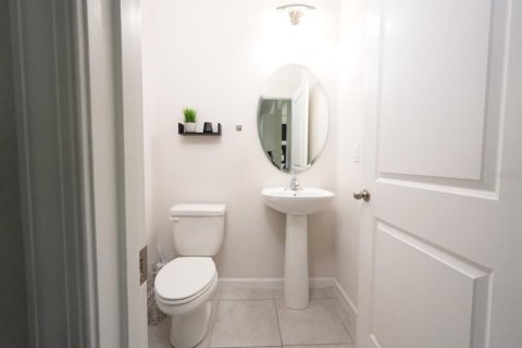 Casa en alquiler en Kissimmee, Florida, 4 dormitorios, 260.87 m2 № 1846740 - foto 6