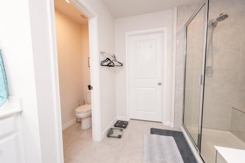 Casa en alquiler en Kissimmee, Florida, 4 dormitorios, 260.87 m2 № 1846740 - foto 26