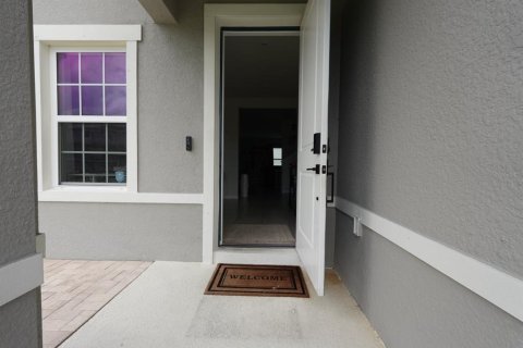 Casa en alquiler en Kissimmee, Florida, 4 dormitorios, 260.87 m2 № 1846740 - foto 2
