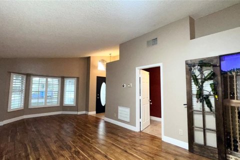 Villa ou maison à louer à Orlando, Floride: 3 chambres, 136.85 m2 № 2388688 - photo 5