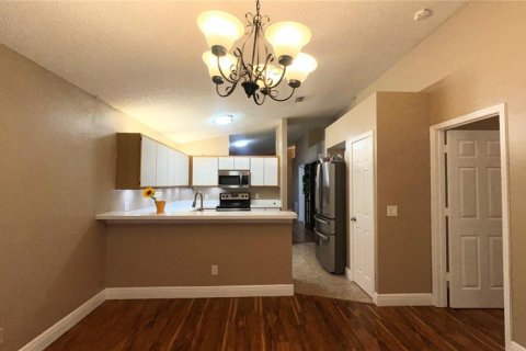 Villa ou maison à louer à Orlando, Floride: 3 chambres, 136.85 m2 № 2388688 - photo 14