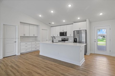 Villa ou maison à vendre à Cape Coral, Floride: 4 chambres, 197.6 m2 № 1889511 - photo 26