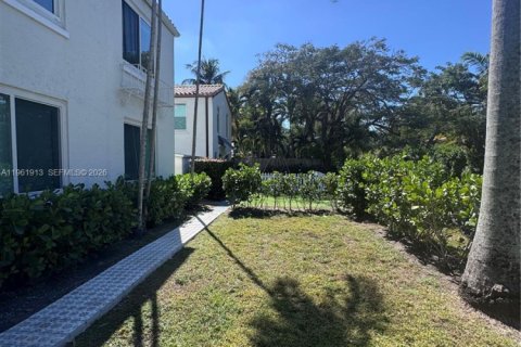Appartement à louer à Miami Beach, Floride: 2 chambres, 74.32 m2 № 2024684 - photo 12