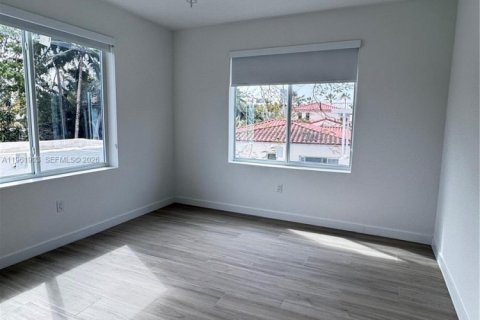 Appartement à louer à Miami Beach, Floride: 2 chambres, 74.32 m2 № 2024684 - photo 7