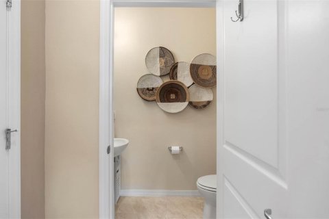 Купить таунхаус в Уэст-Мелборн, Флорида 9 комнат, 165.55м2, № 1903799 - фото 8
