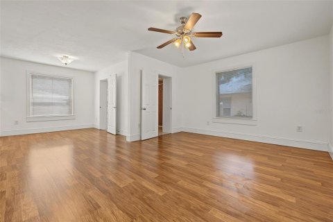 Villa ou maison à vendre à Saint Petersburg, Floride: 3 chambres, 101.08 m2 № 2389212 - photo 5
