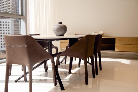 Condominio en alquiler en Miami, Florida, 2 dormitorios, 146.97 m2 № 2026451 - foto 5