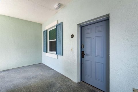 Condo in Palm Coast, Florida, 3 bedrooms  № 1908260 - photo 5