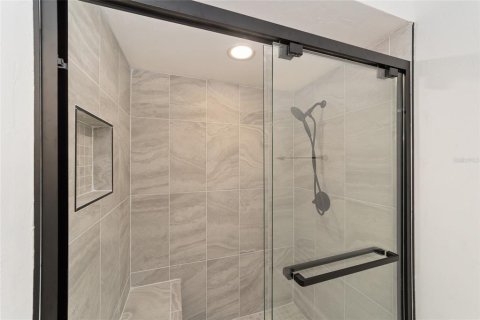 Condominio en venta en Alachua, Florida, 2 dormitorios, 121.79 m2 № 1775529 - foto 8