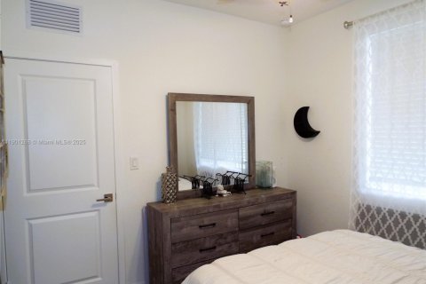 Купить таунхаус в Хомстед, Флорида 4 спальни, 127.65м2, № 1957009 - фото 21