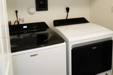 Купить таунхаус в Хомстед, Флорида 4 спальни, 127.65м2, № 1957009 - фото 30