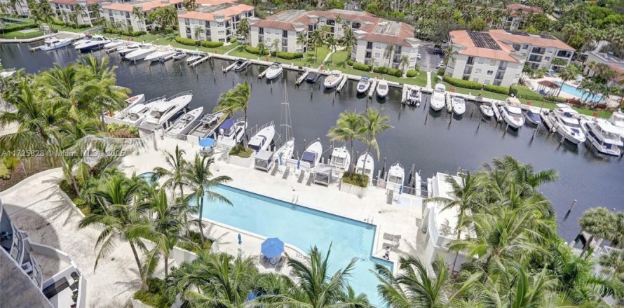 Condominio en Aventura, Florida, 1 dormitorio № 1702725